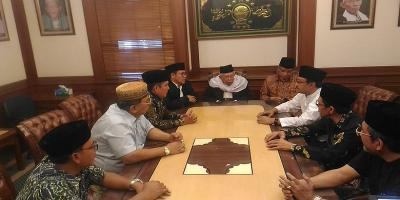 Jika Cawapresnya Mahfud MD, NU Tinggalkan Jokowi