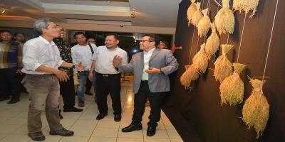 Cak Imin Buka Pameran Lukisan "Mooi Indie, Utopia"