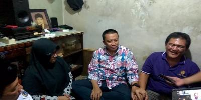 Menpora Kunjungi Rumah Haringga