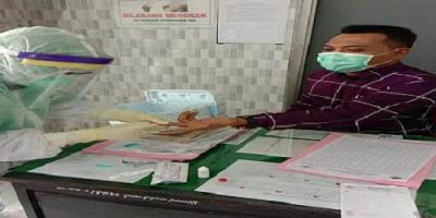 Keluarga Positif Covid 19, Ketua FPKB Pamekasan Langsung Lakukan Rapid Tes