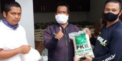 Menyambut Bulan Suci Ramadhan, DPW PKB Riau Salurkan Paket Sembako