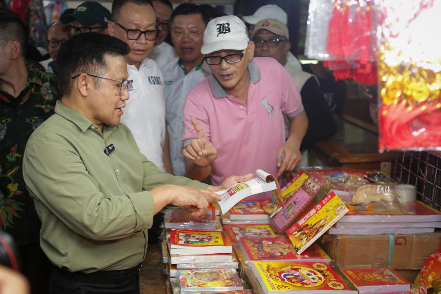 Sambangi Pasar Chinatown, Gus Imin Sapa Pedagang dan Temu Tokoh Tionghoa