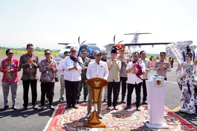Akses Haji dan Umrah Makin Mudah, Gus Rivqy Launching Penerbangan Surabaya–Jember